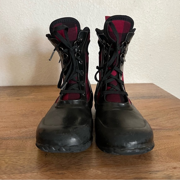 Bogs Sidney Lace Plaid Bog Red Black Boots Size 1 - Picture 4 of 17